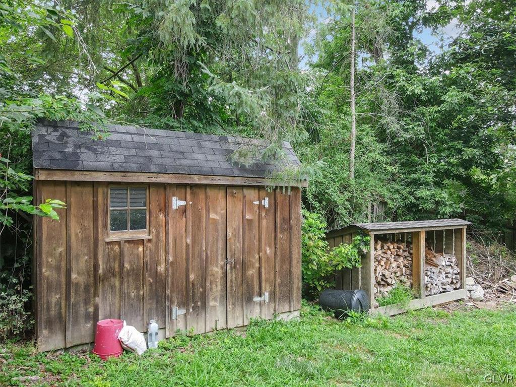 4825 River Road
