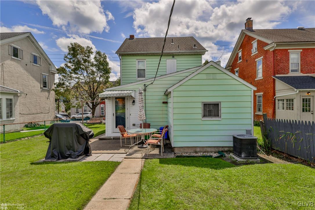 634 Spring Street
