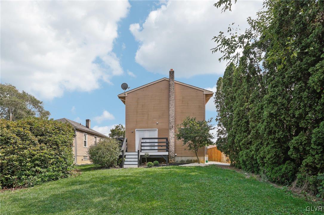 339 West Lexington Street