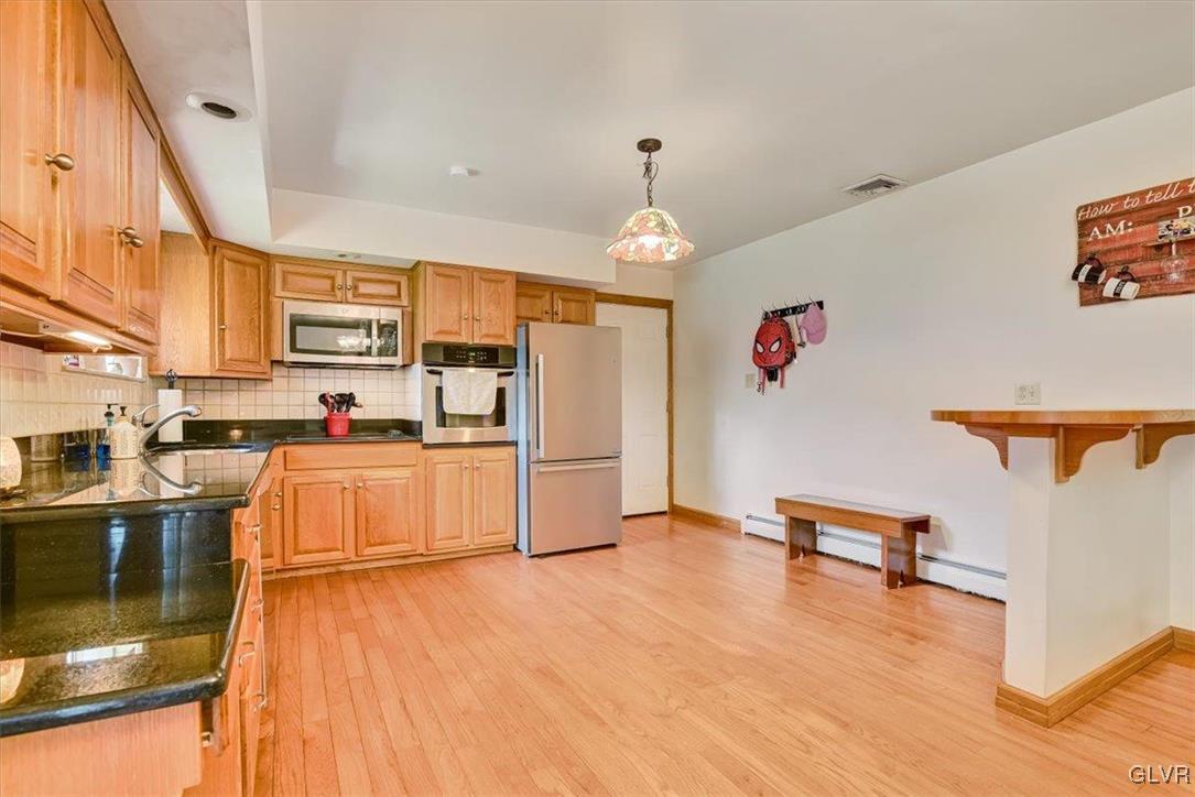 1739 Seidersville Road