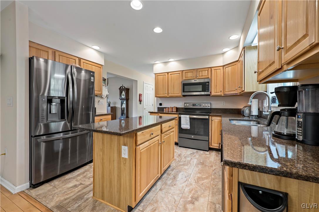 2 Parkview Drive