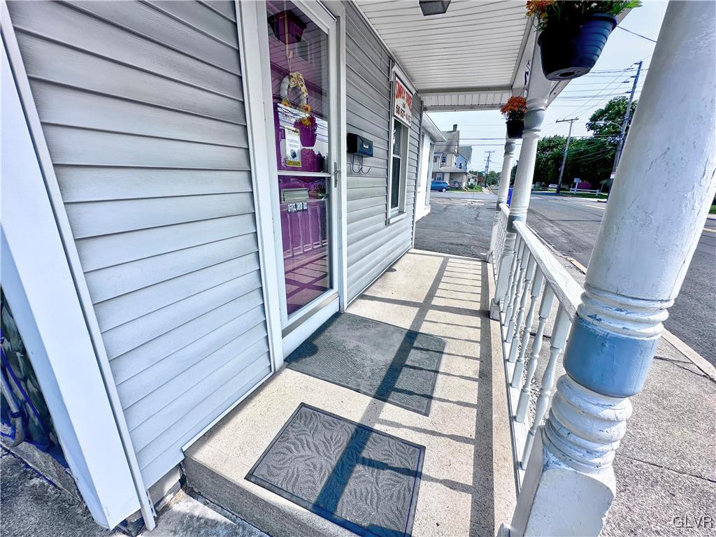 427 East Main Street