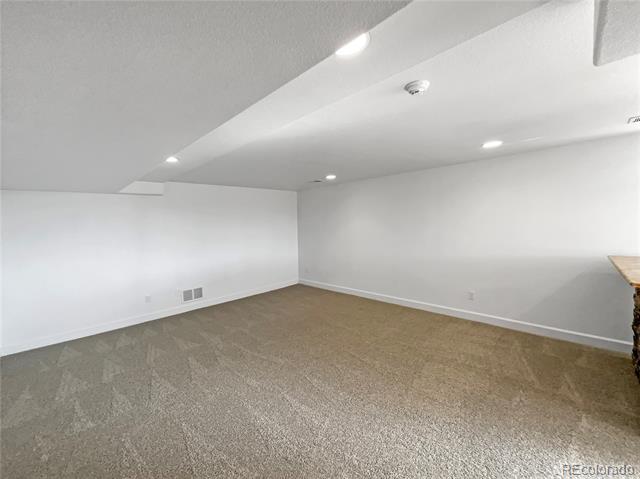 7292 Firethorn