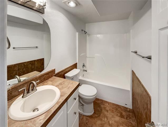 7292 Firethorn