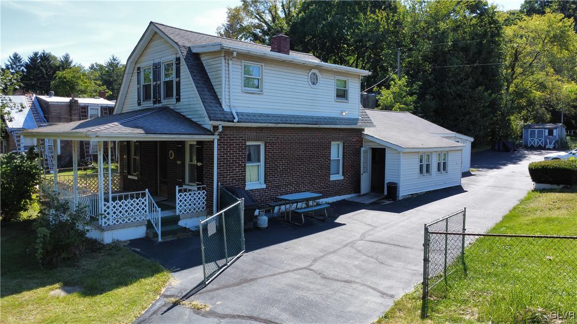 2270 Easton Road