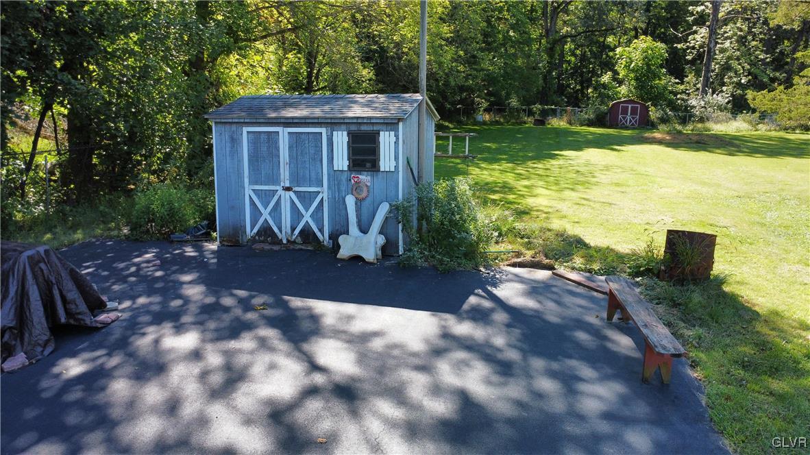 2270 Easton Road