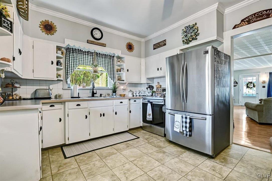 439 Lehigh Avenue