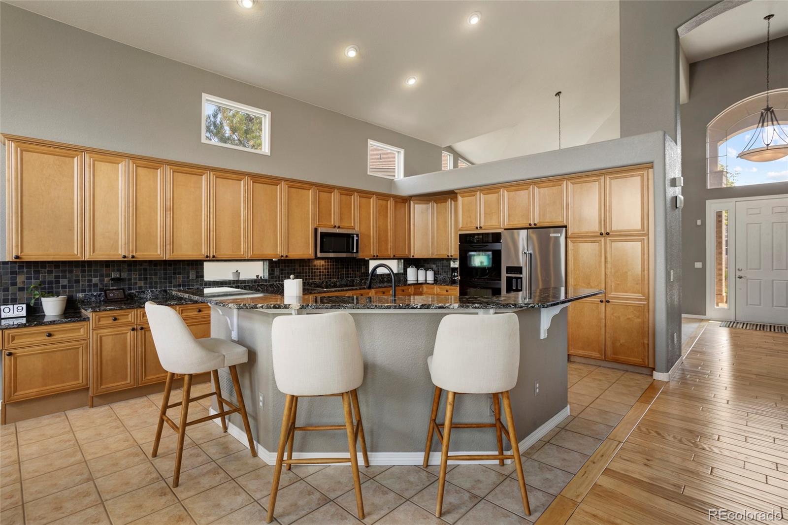 6063 Vacquero Circle