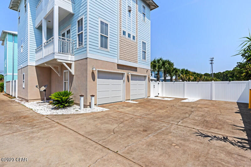 621 Lyndell Lane A