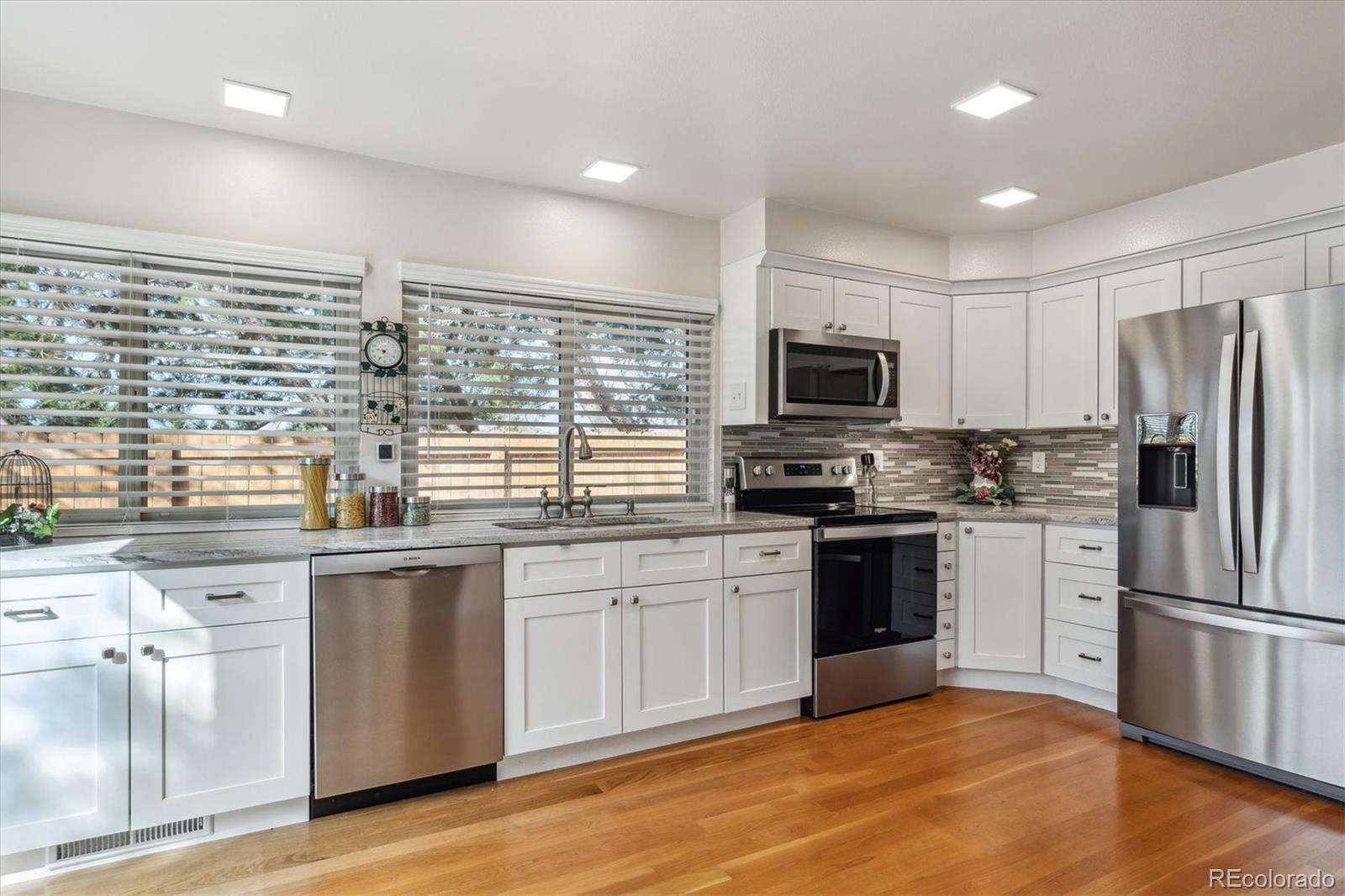 7641 S Rosemary Circle
