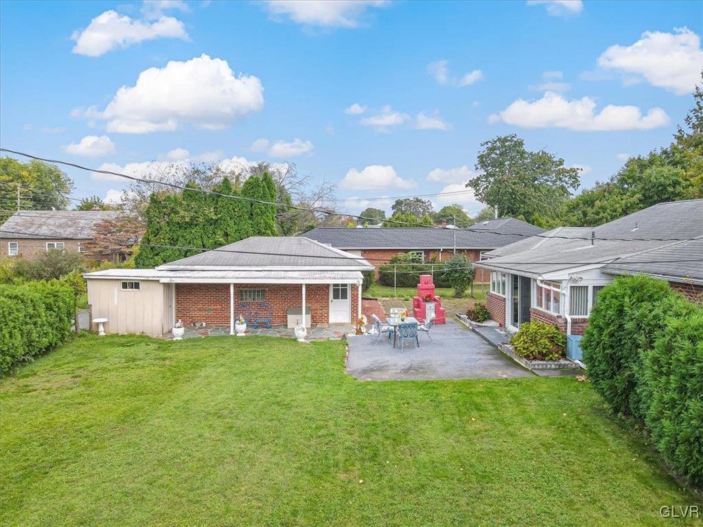 2545 West Fairview Street