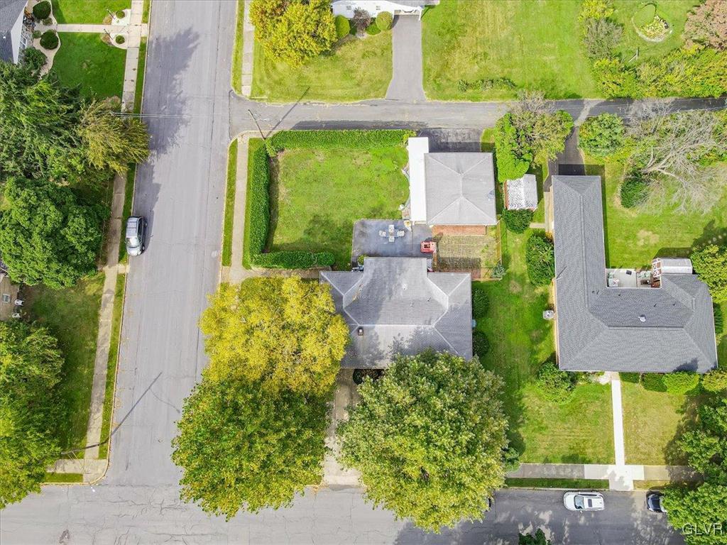 2545 West Fairview Street