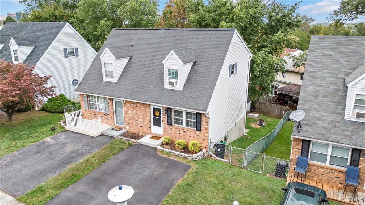 13 West Pittston Street