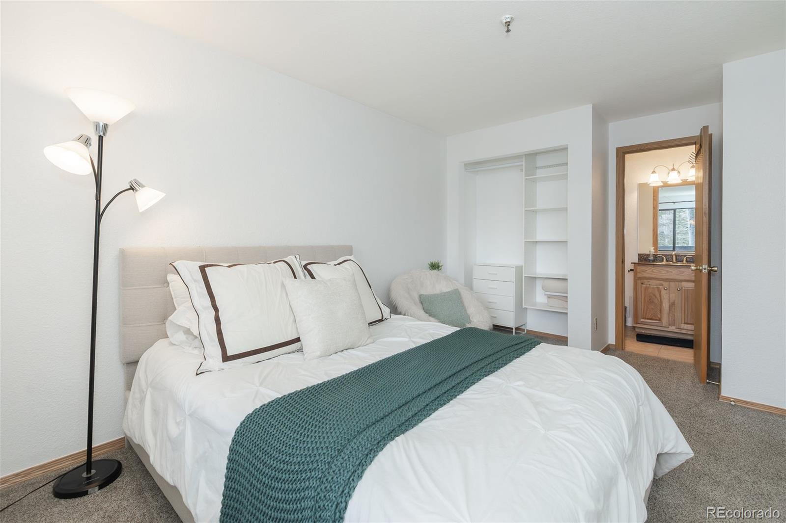 715 S 5th Avenue Unit: J170