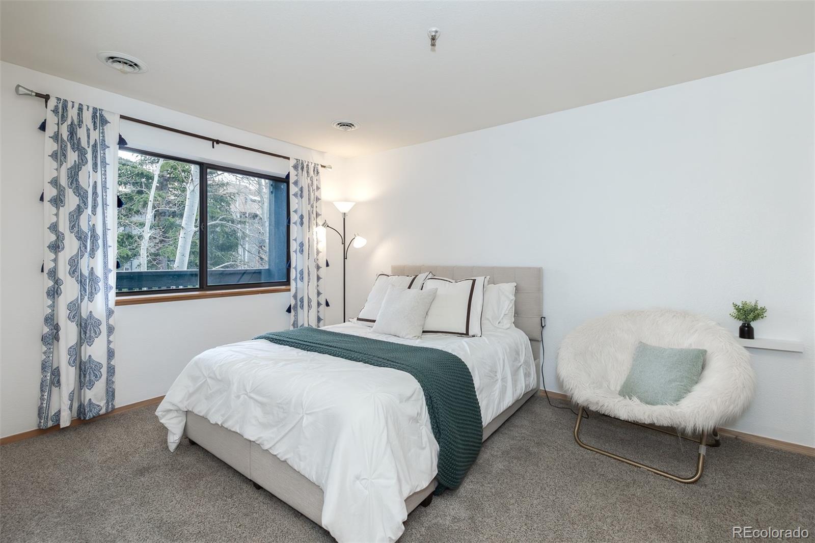 715 S 5th Avenue Unit: J170