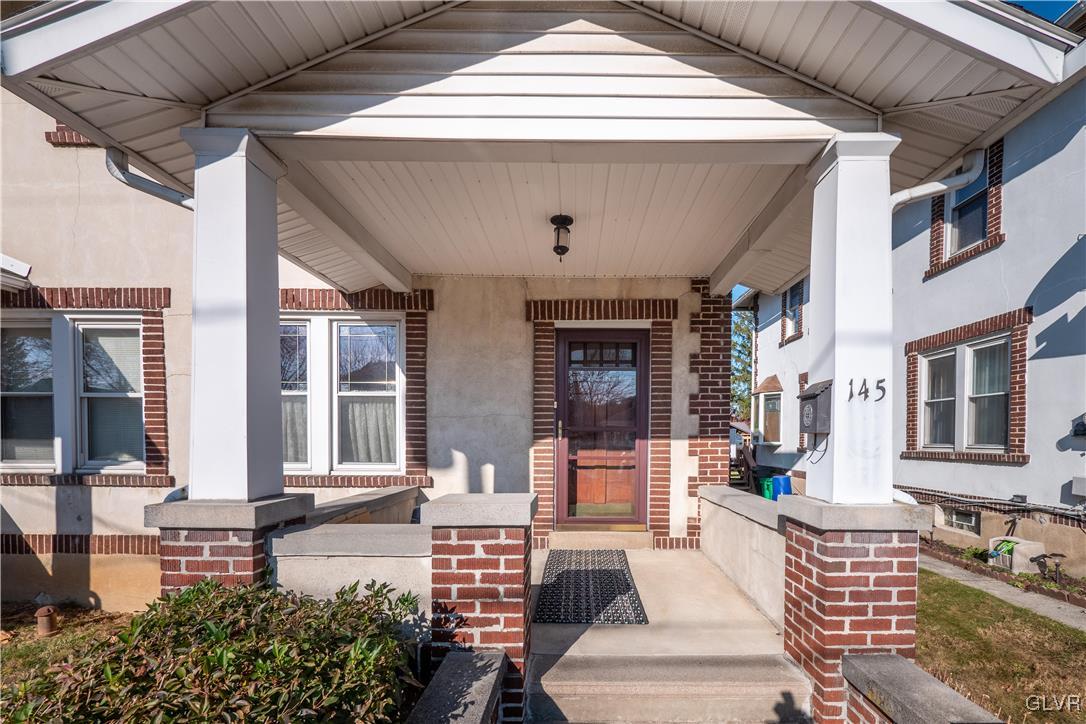 145 West Brookdale