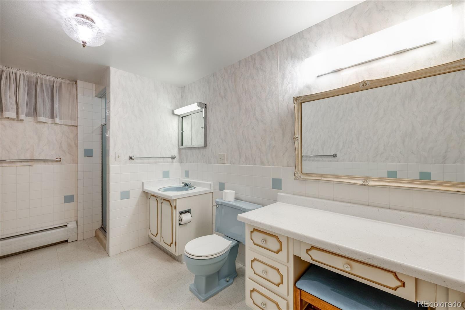 2685 S Zurich Court