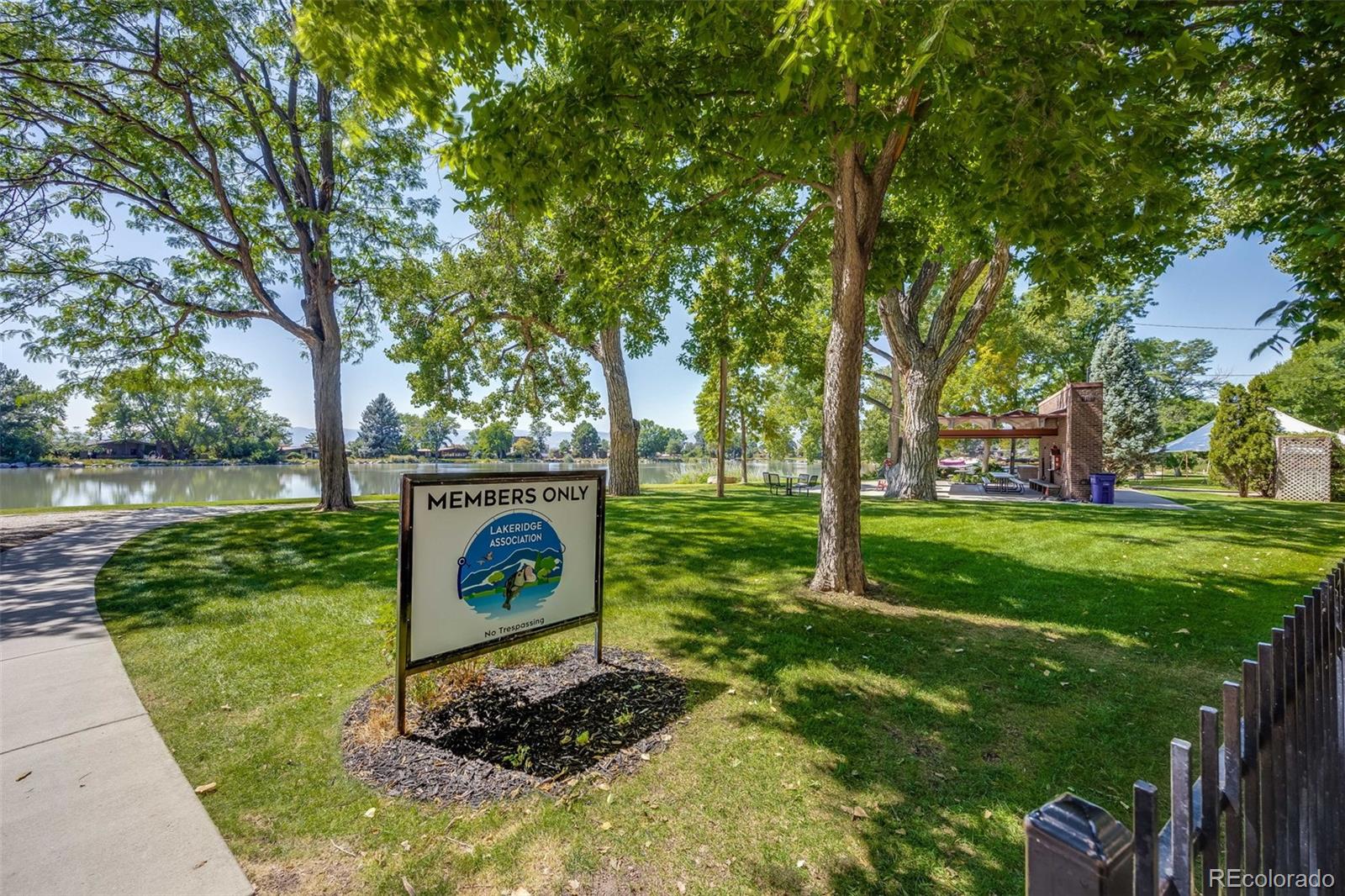 2685 S Zurich Court