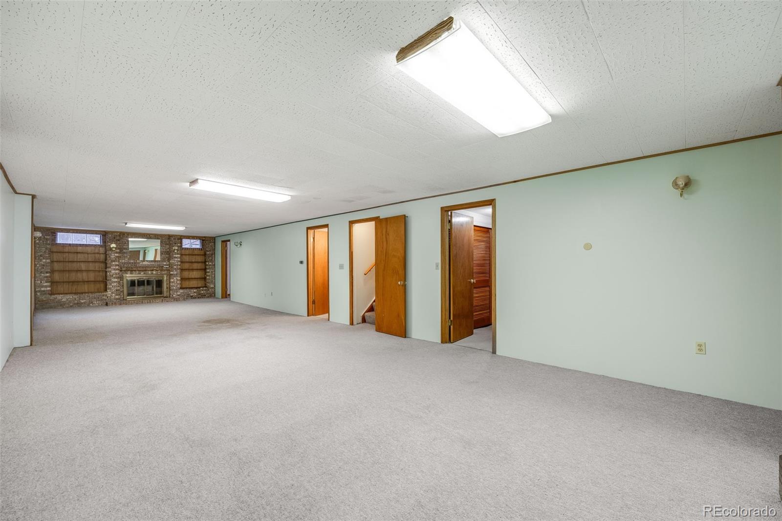 2685 S Zurich Court