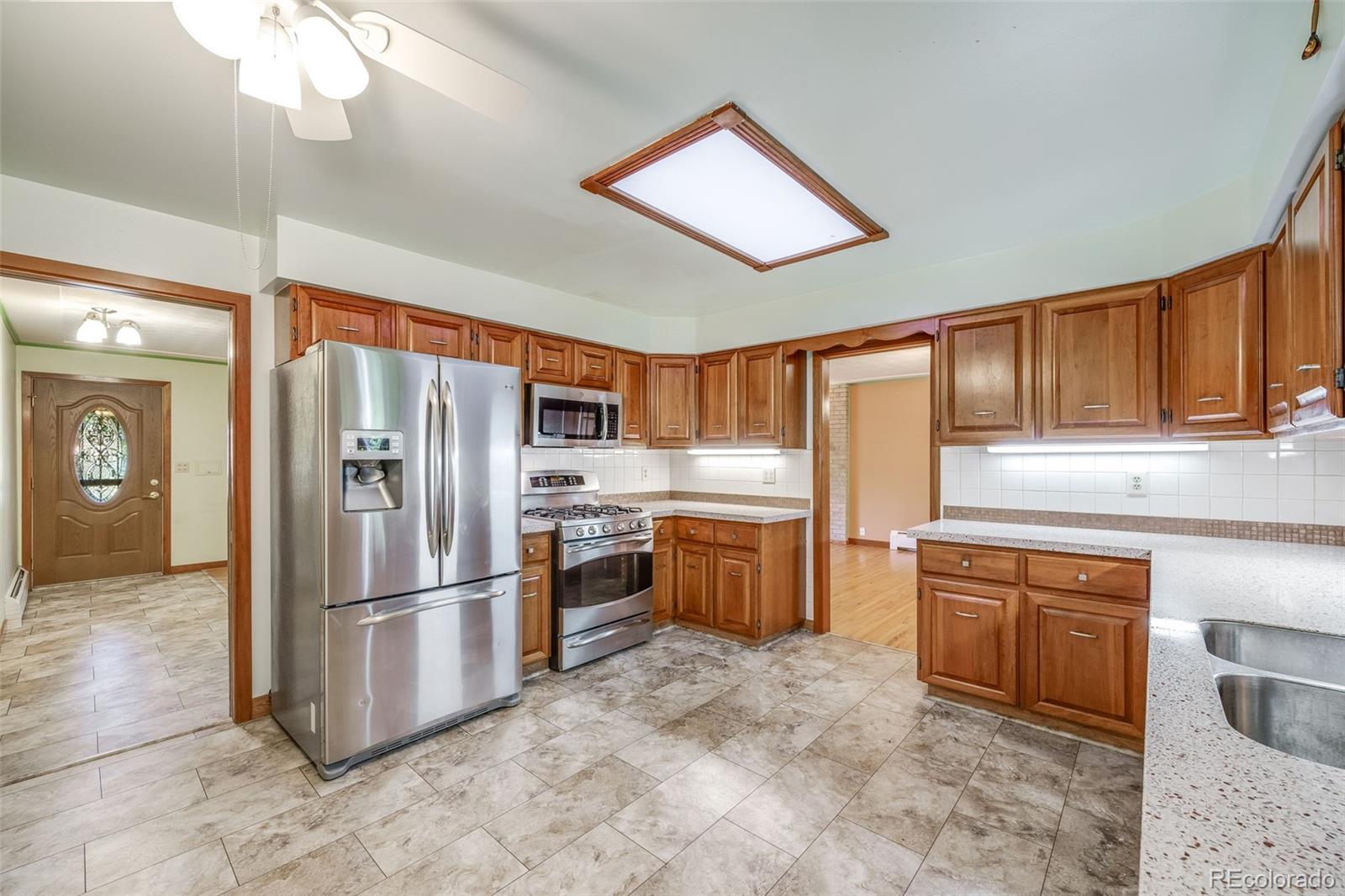 2685 S Zurich Court