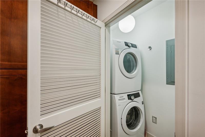 2795 Peachtree Road NE Unit 401