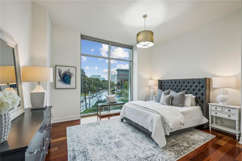 2795 Peachtree Road NE Unit 401