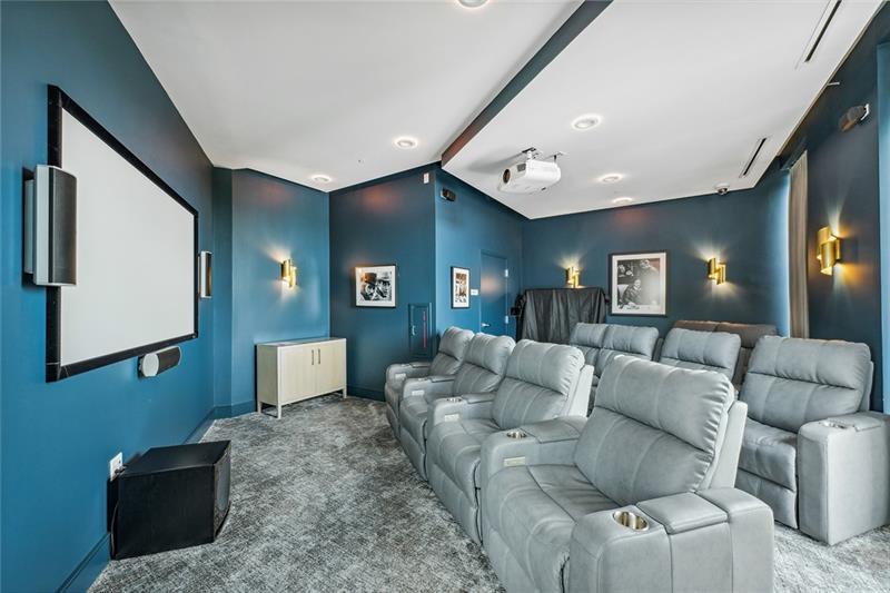 2795 Peachtree Road NE Unit 401