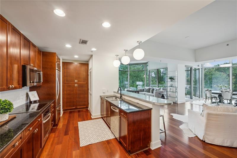 2795 Peachtree Road NE Unit 401