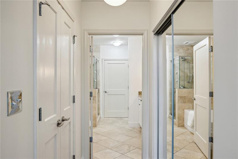 2795 Peachtree Road NE Unit 401