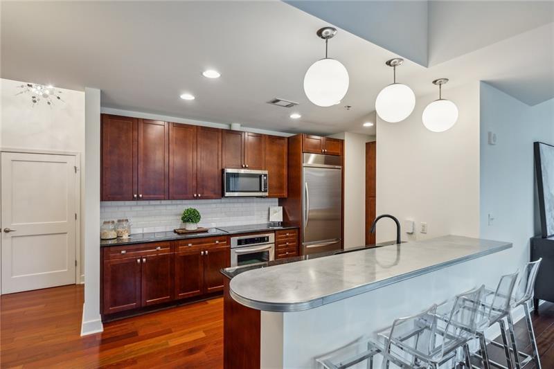 2795 Peachtree Road NE Unit 401