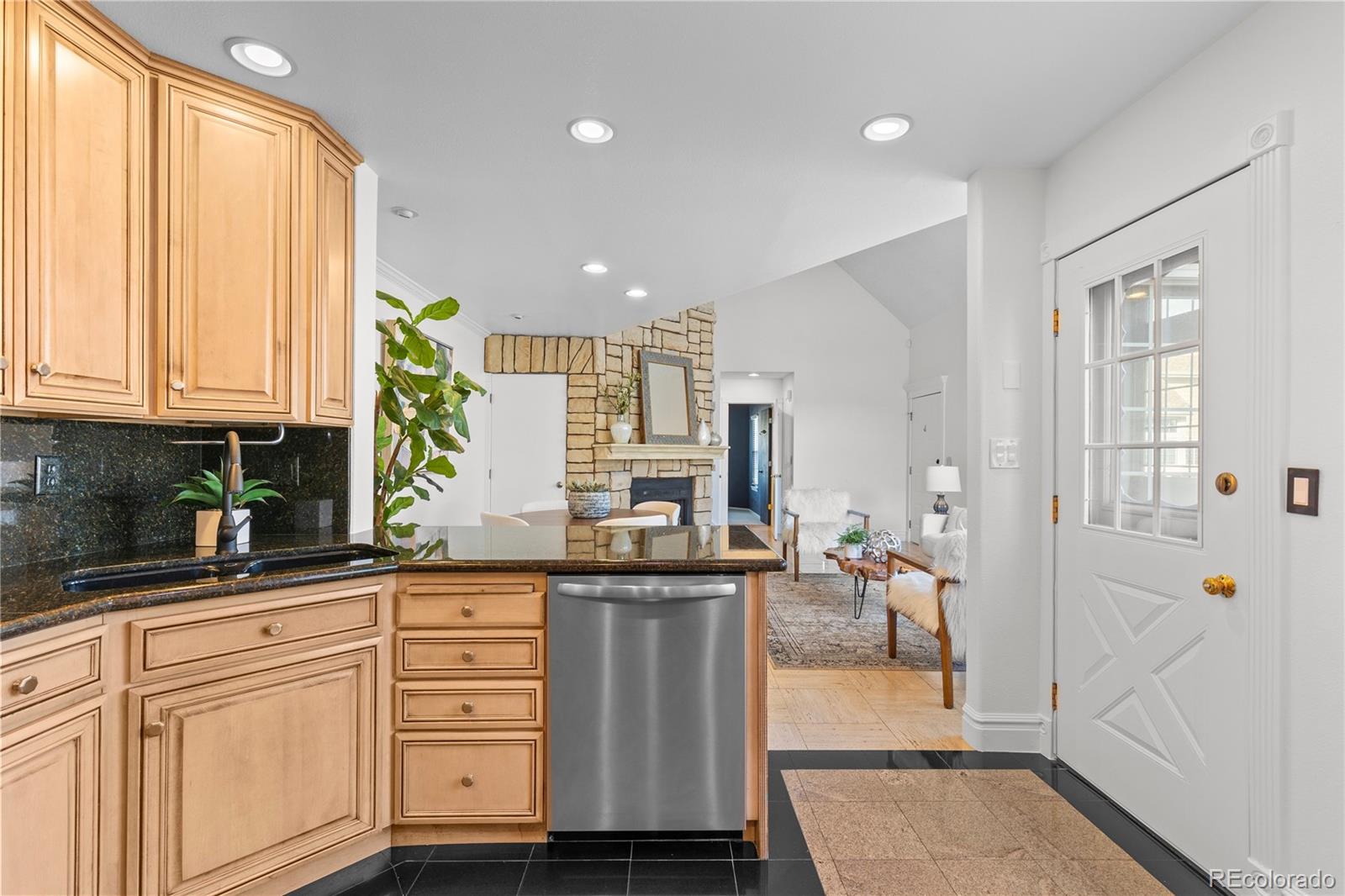 7373 E Iowa Avenue Unit: 1085