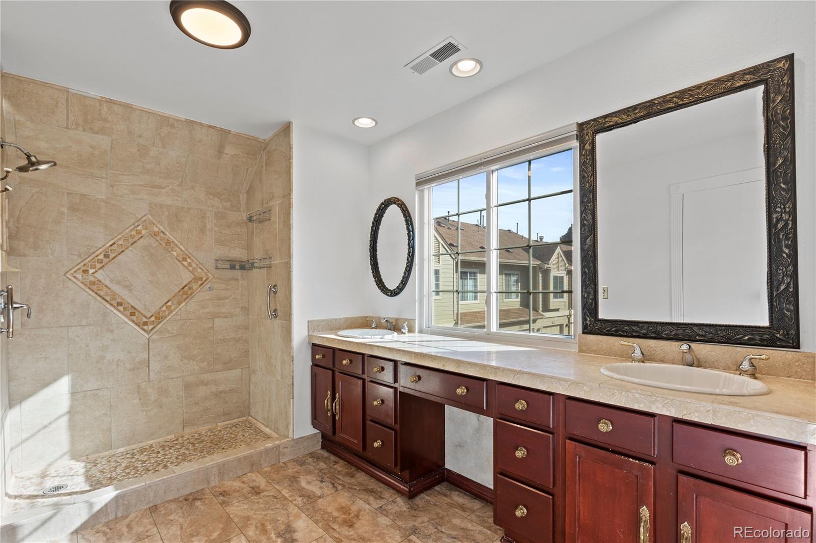 7373 E Iowa Avenue Unit: 1085