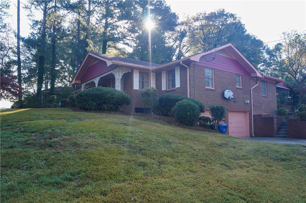 3204 Spreading Oak Drive SW