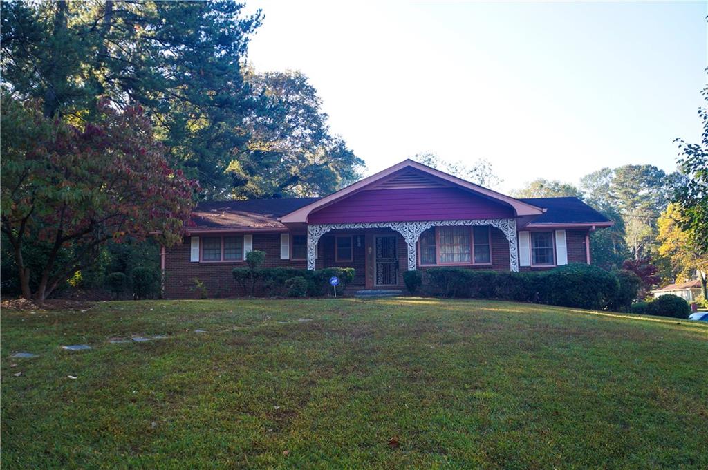 3204 Spreading Oak Drive SW