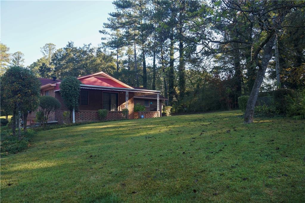 3204 Spreading Oak Drive SW