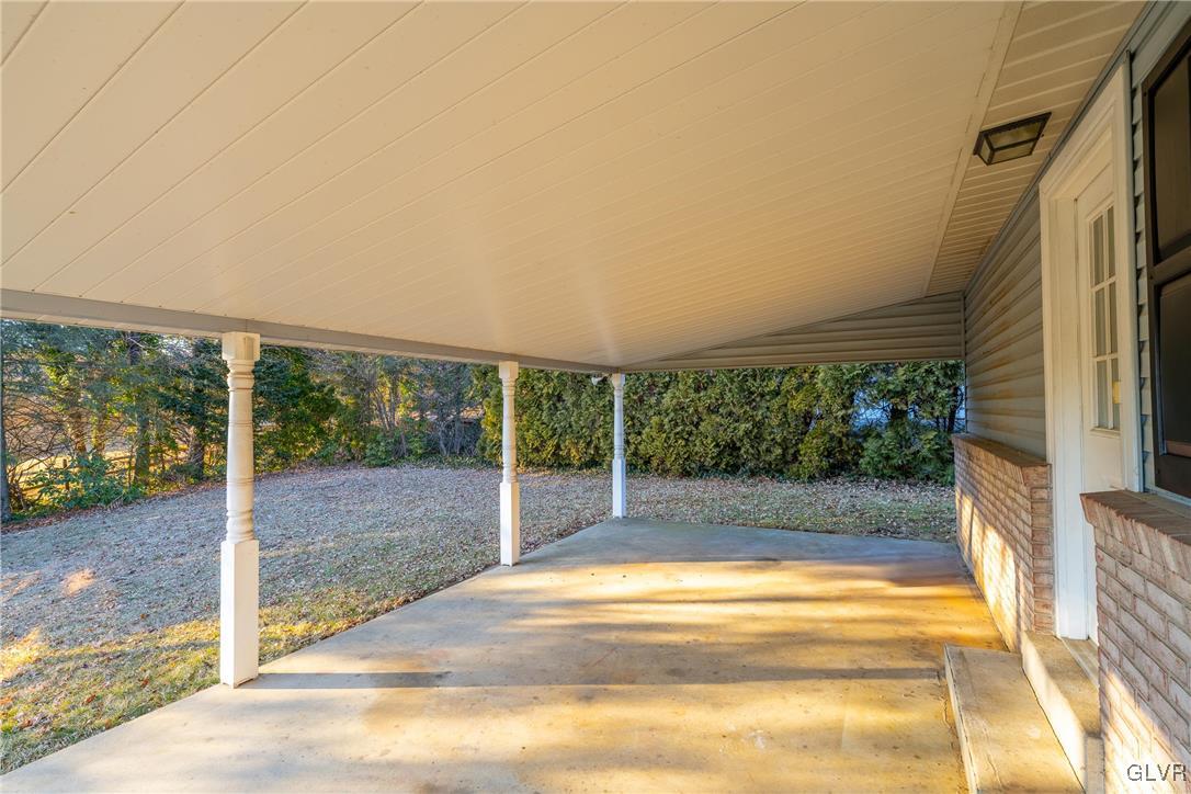 1024 Harris Drive