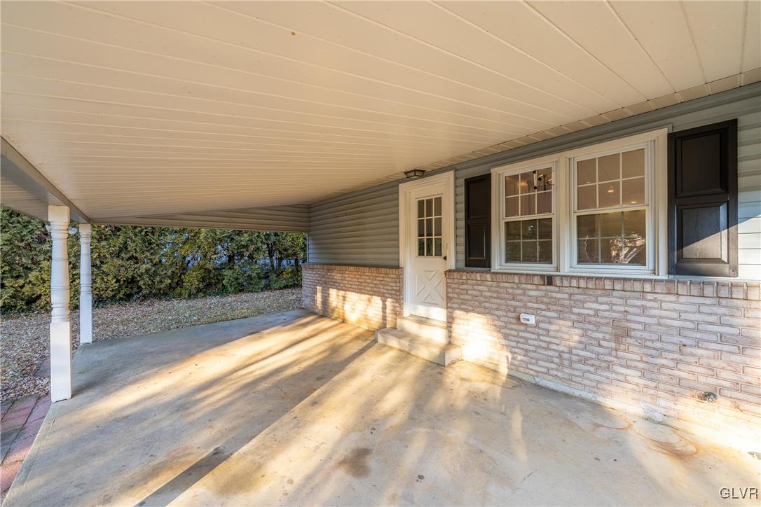 1024 Harris Drive