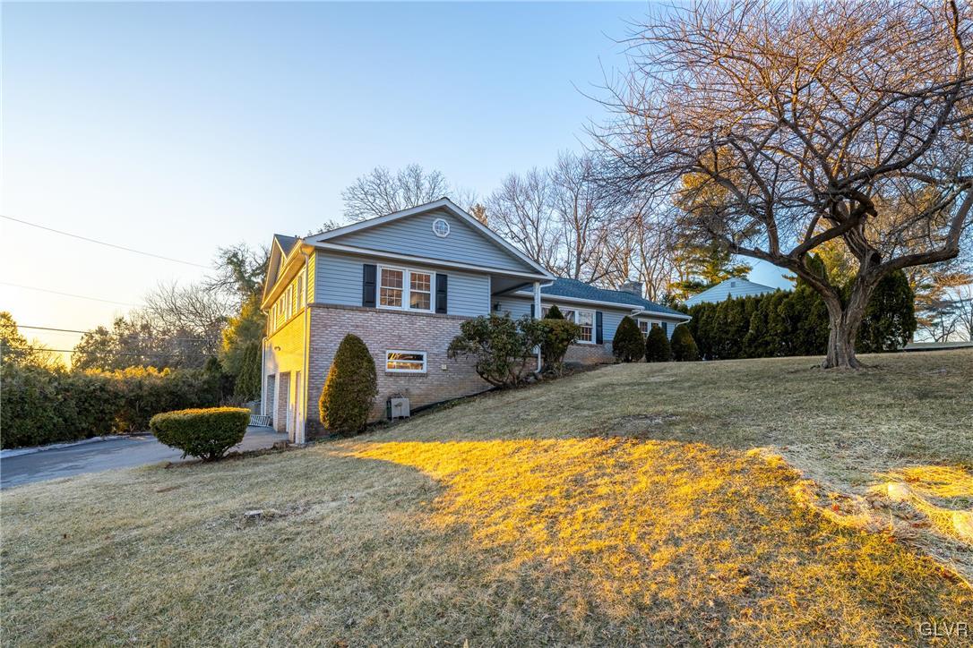 1024 Harris Drive