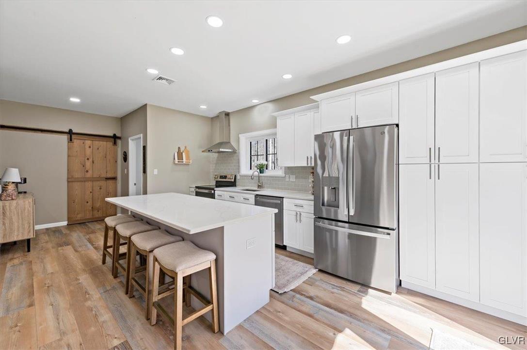 25 Oak Lane West