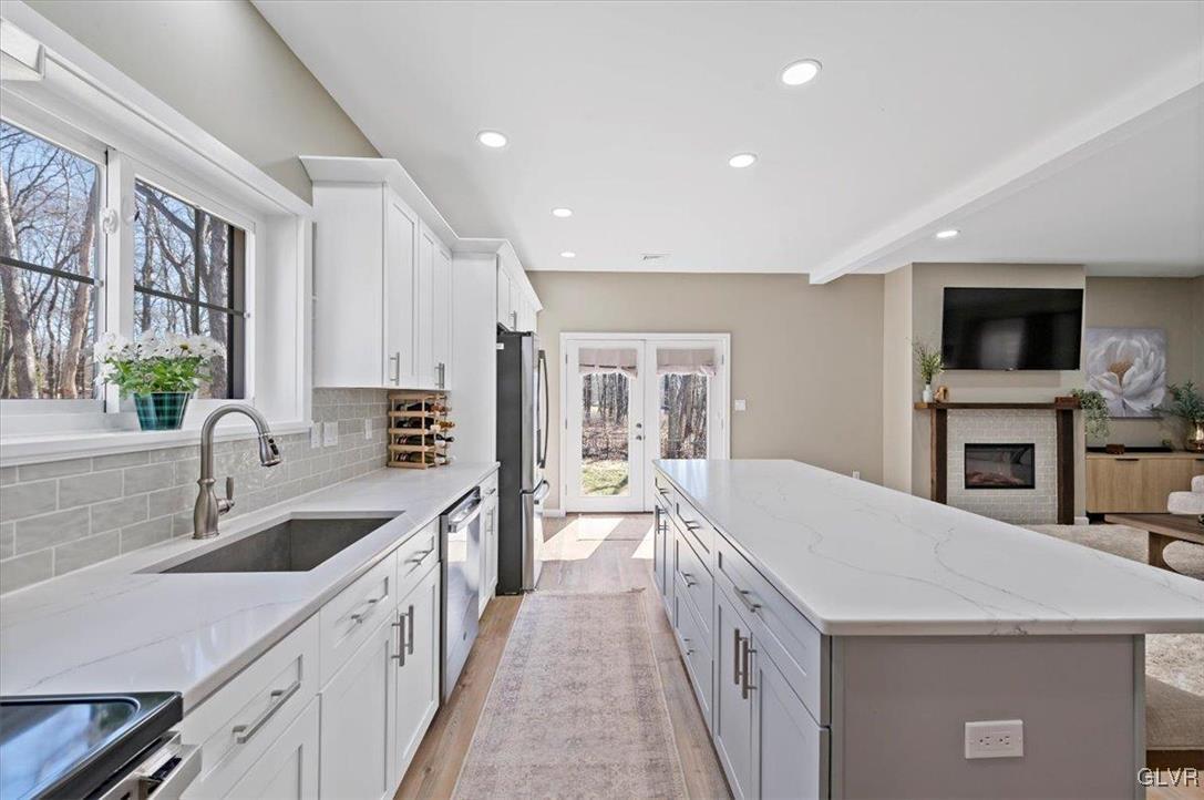 25 Oak Lane West