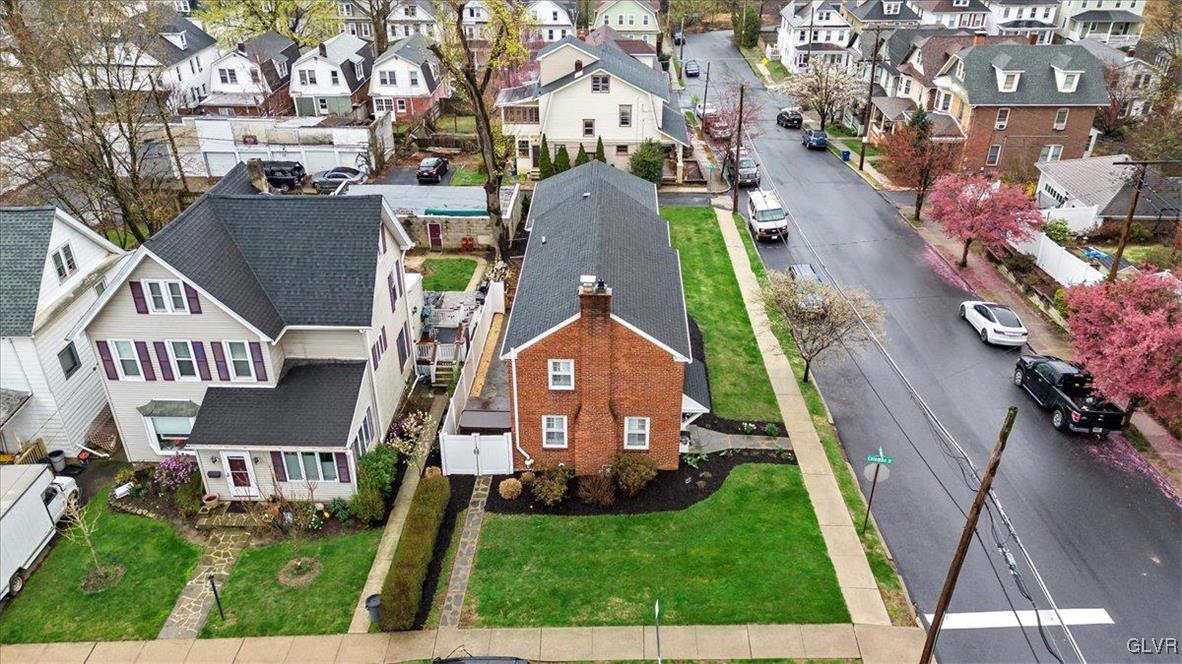 800 West Burke Street