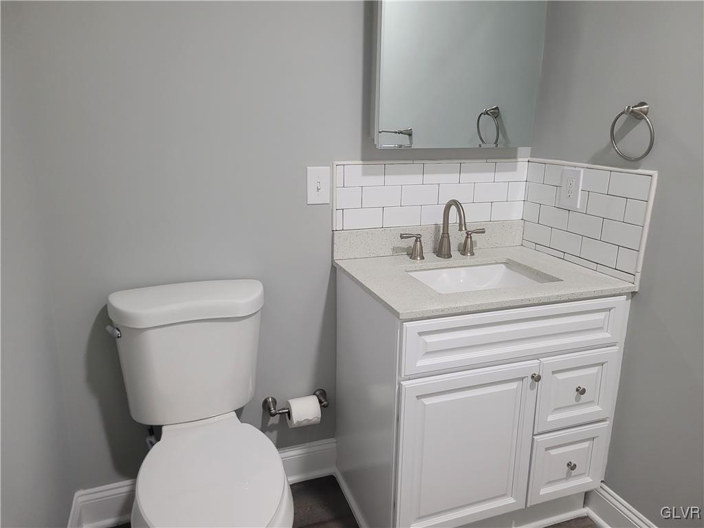 2006 Washington Avenue 1