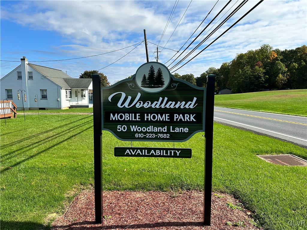 19 Woodland Lane