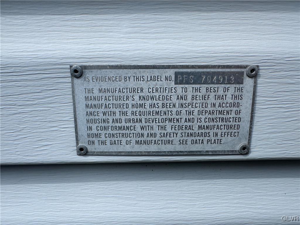 19 Woodland Lane