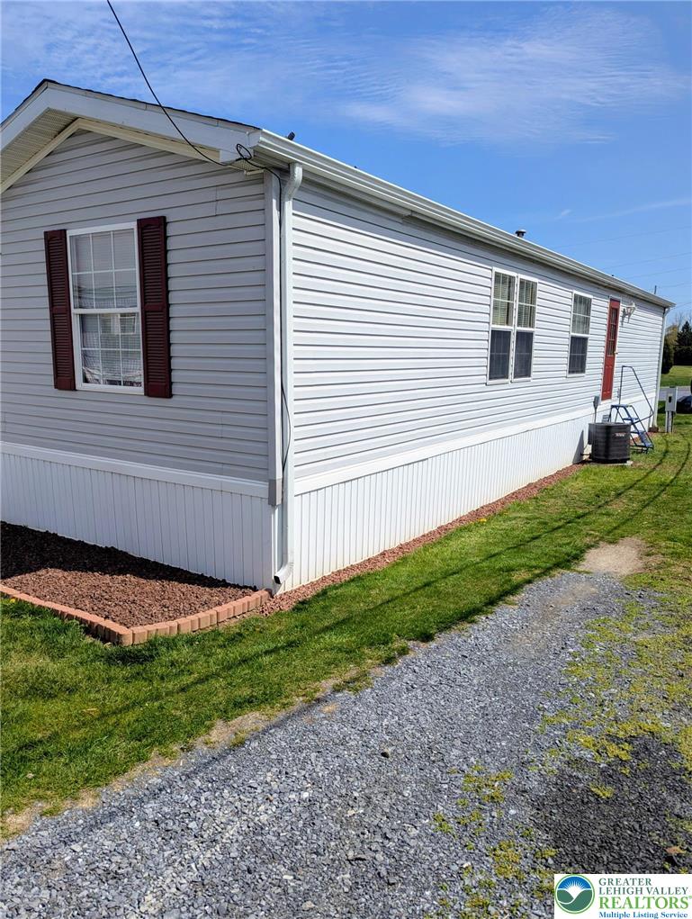 19 Woodland Lane