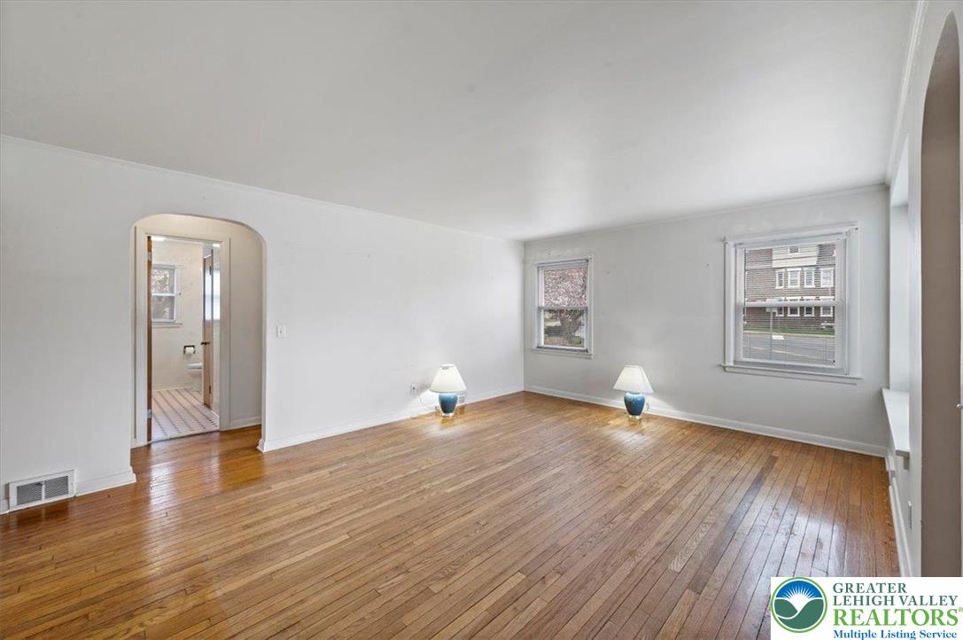 736 Old Philadelphia Road