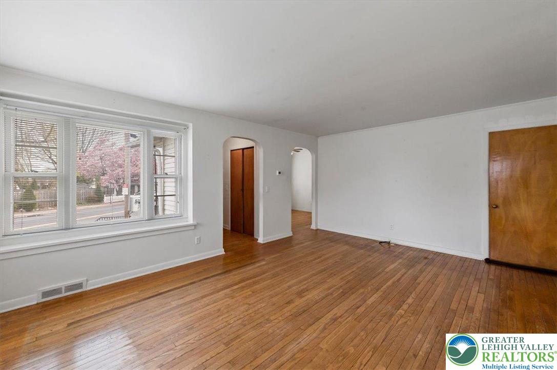 736 Old Philadelphia Road