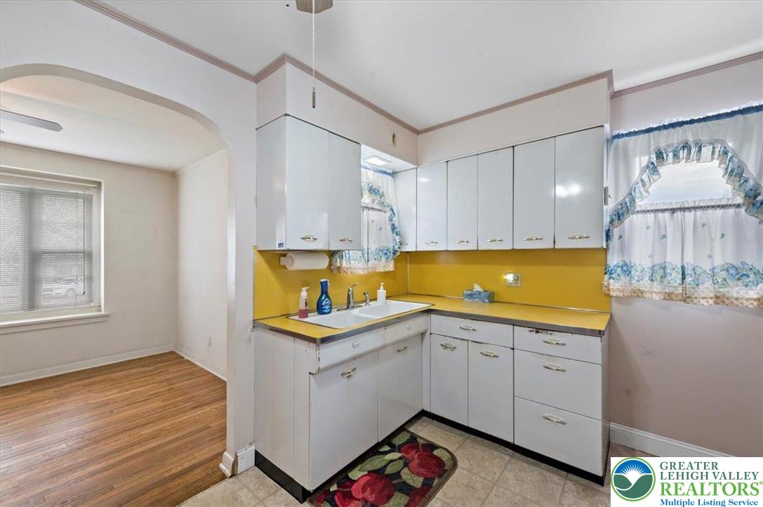 736 Old Philadelphia Road