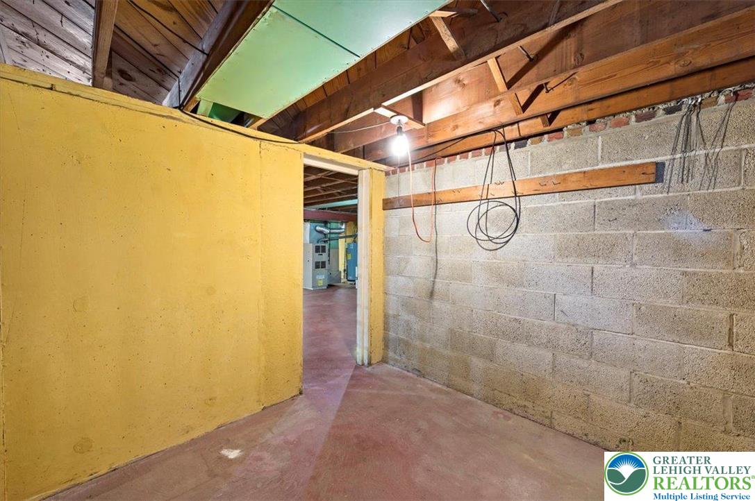 736 Old Philadelphia Road