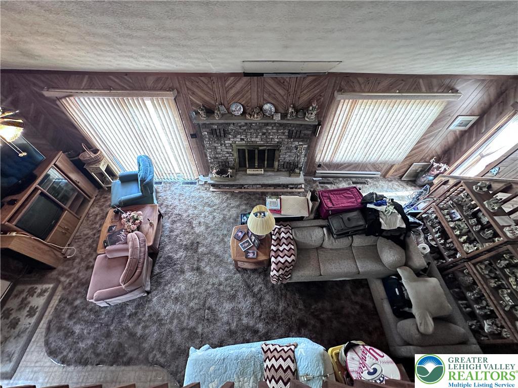 5231 Woodbridge Drive East